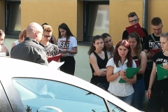 499e7e7a-fec3-400d-a849-b7093bd5dfc9